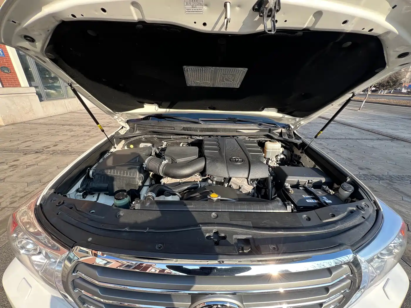 Toyota Land Cruiser 2012 4.0L Automatic VX фото 29
