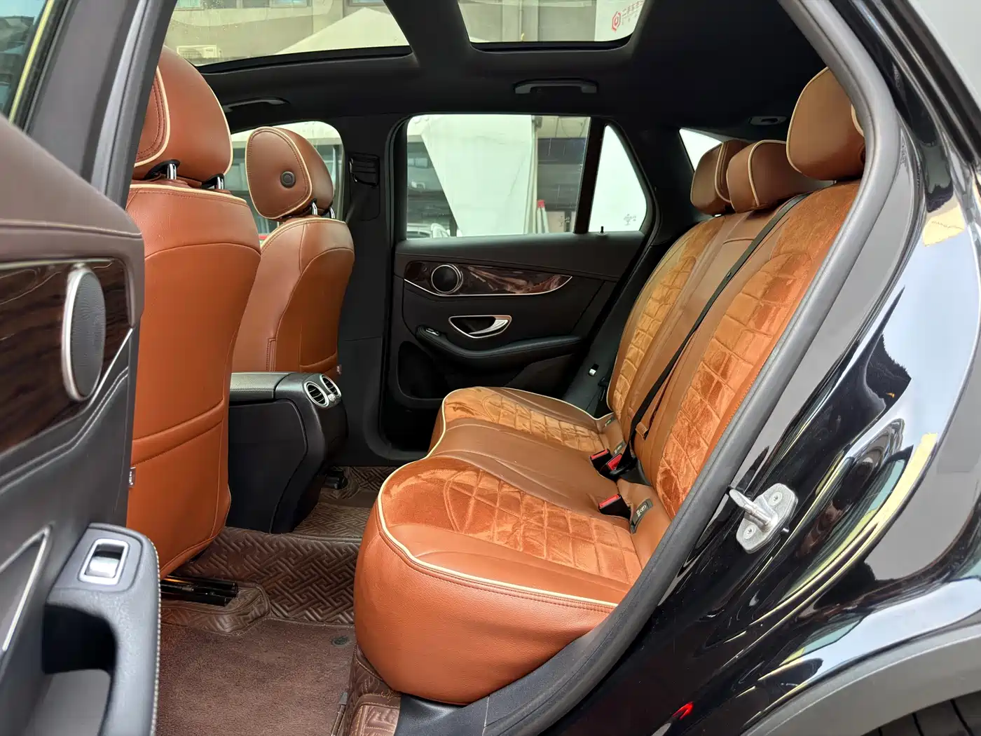 Mercedes-Benz GLC 2018 GLC 260 4MATIC Luxury фото 12