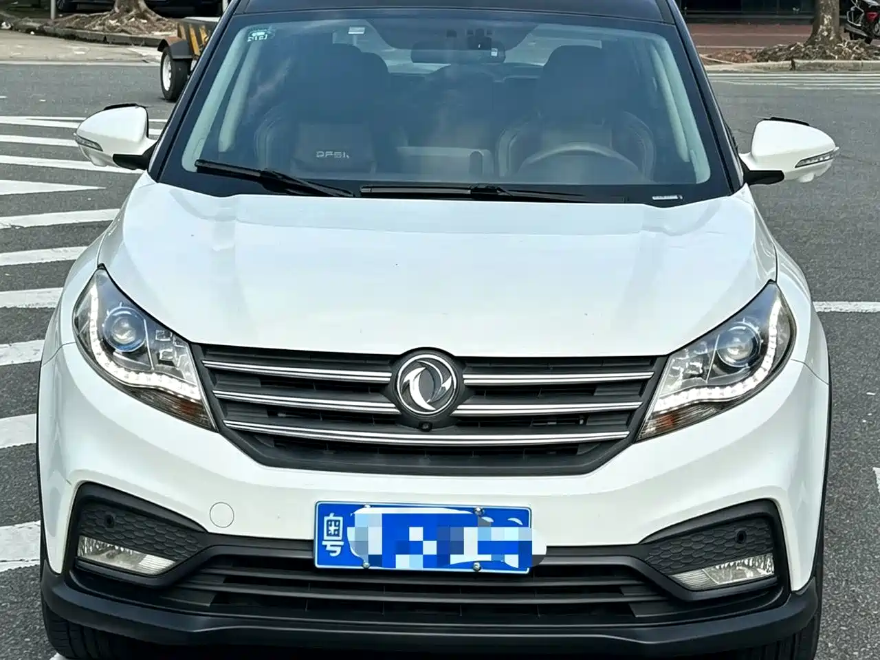 Dongfeng Fengguang Fengguang 580 2017 2016 Facelift 1.5T CVT Comfort