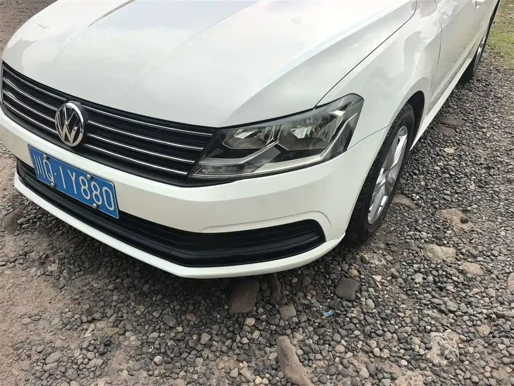 Volkswagen Lavida 2017 1.6L Automatic Trend Edition фото 18