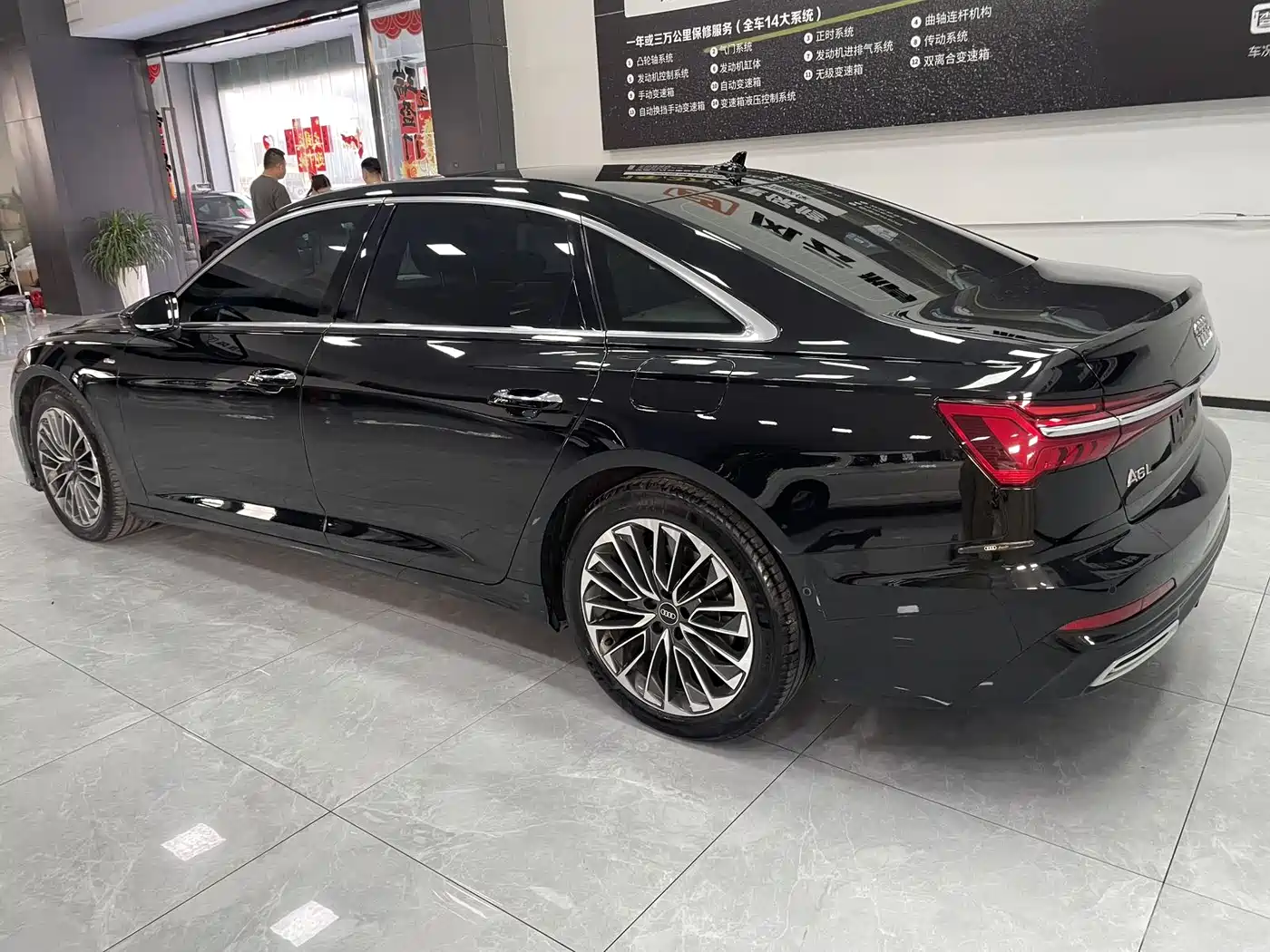 Audi A6L New Energy 2022 55 TFSI e quattro фото 6