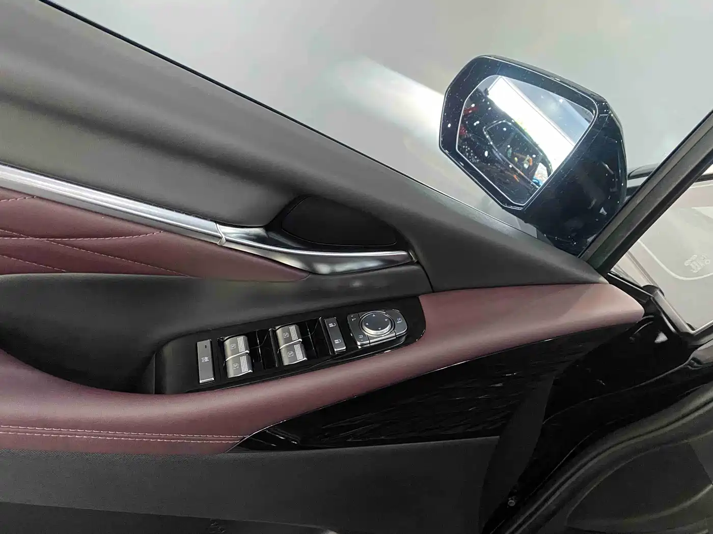 GAC Trumpchi Trumpchi M8 2024 Master Series 400T Premium Edition фото 6