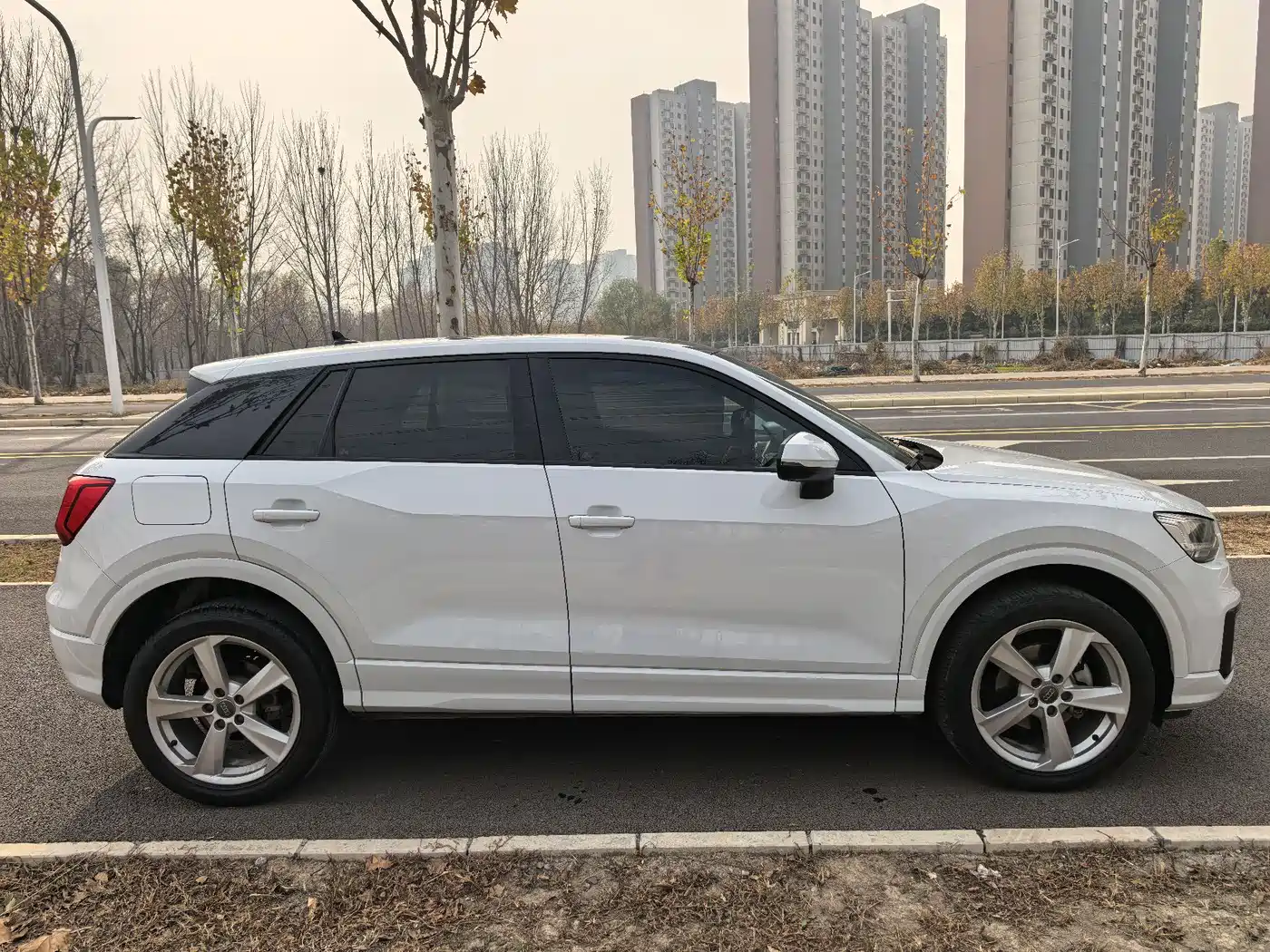 AUDI Q2L