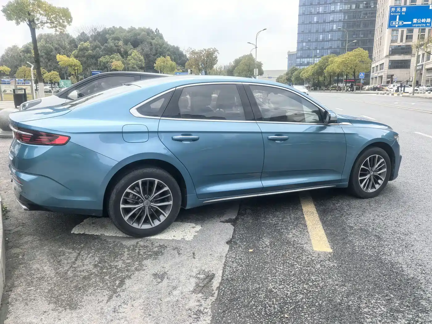 GEELY AUTOMOBILE XINGRUI