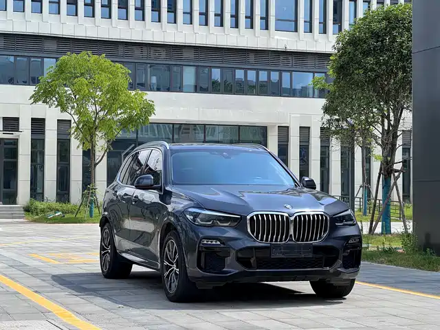 BMW X5 (Import) 2021 xDrive30i M Sport Package — фото 3
