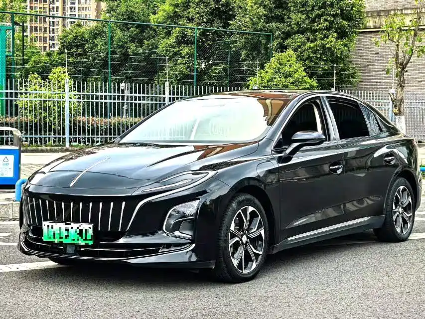 Hongqi E-QM5 2022 431km Charging Enjoyment Edition