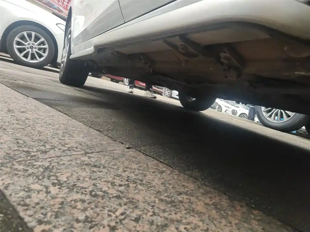 JAC Motors Refine S2 2016 2015 1.5L CVT Luxury Smart