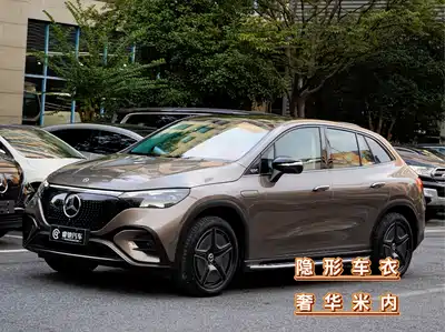 Mercedes-Benz EQE SUV