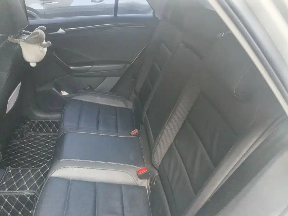 Volkswagen T-Roc, миниатюра 15