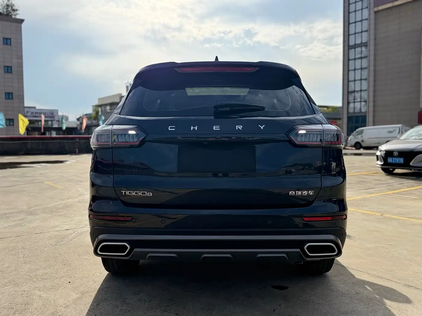 CHERY TIGGO 8
