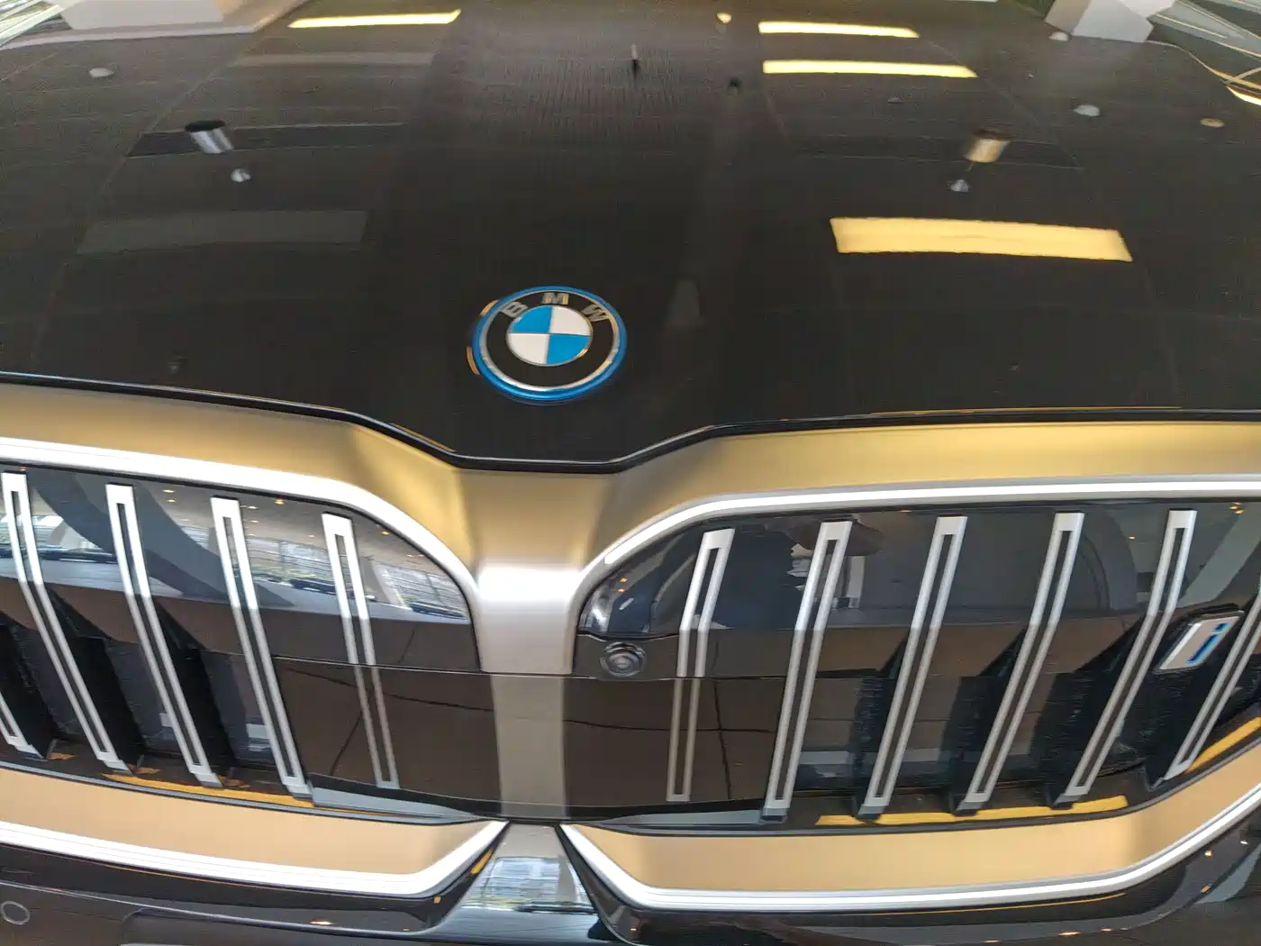 BMW i5 2025 eDrive 40L M Sport Package фото 5
