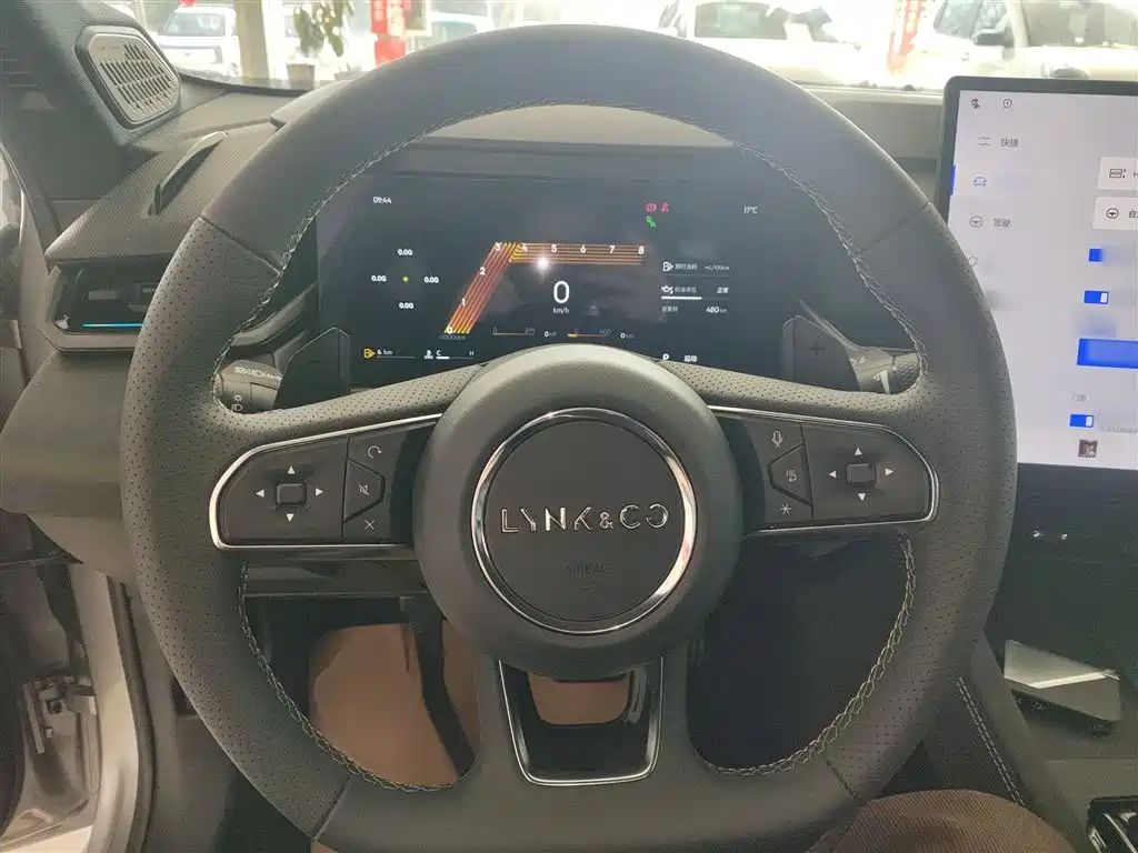 LYNK 03