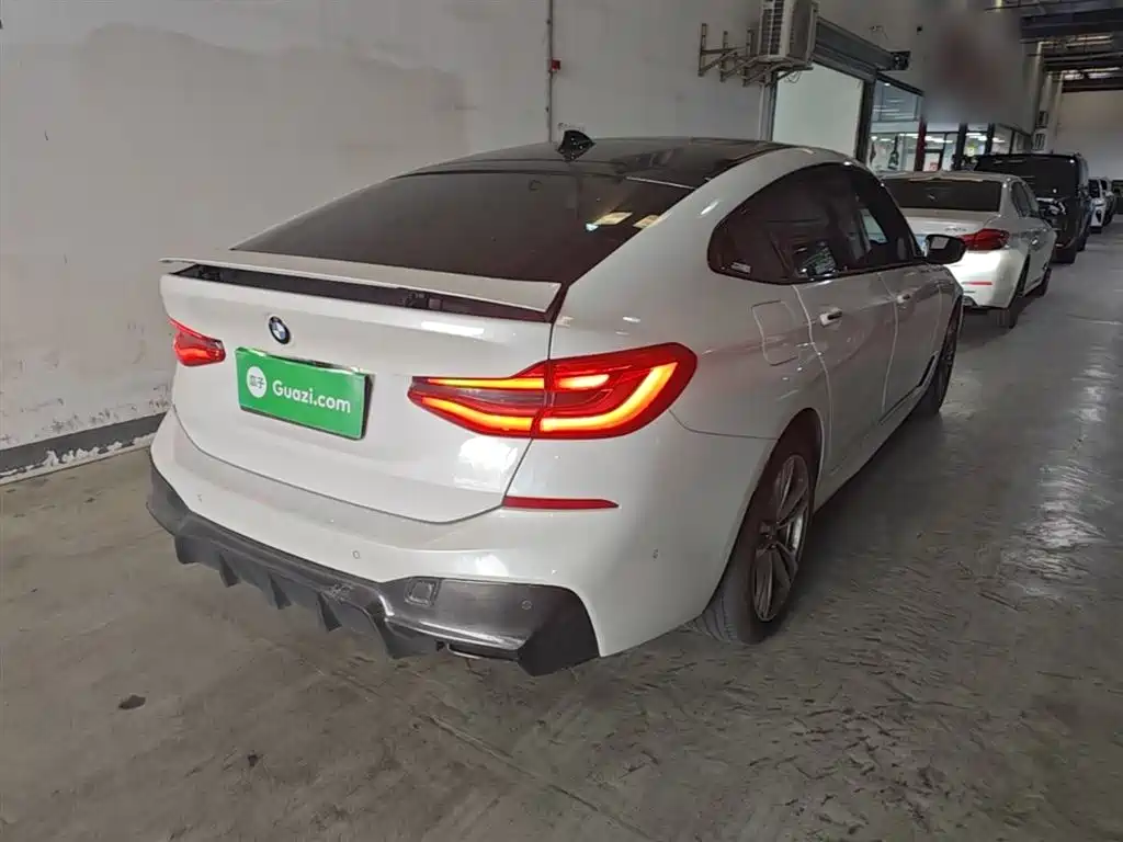 BMW 6 Series GT 2018 630i M Sport Package фото 7