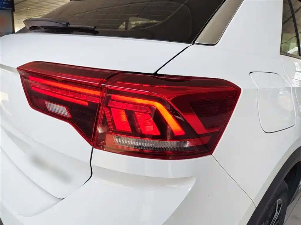 Volkswagen T-ROC 2022 280TSI DSG 2WD Comfort PLUS фото 8