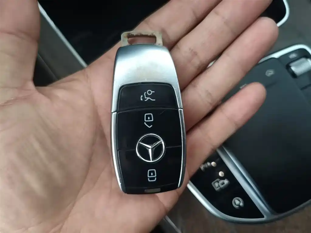 Mercedes-Benz E-Class 2019 E 260 L фото 9
