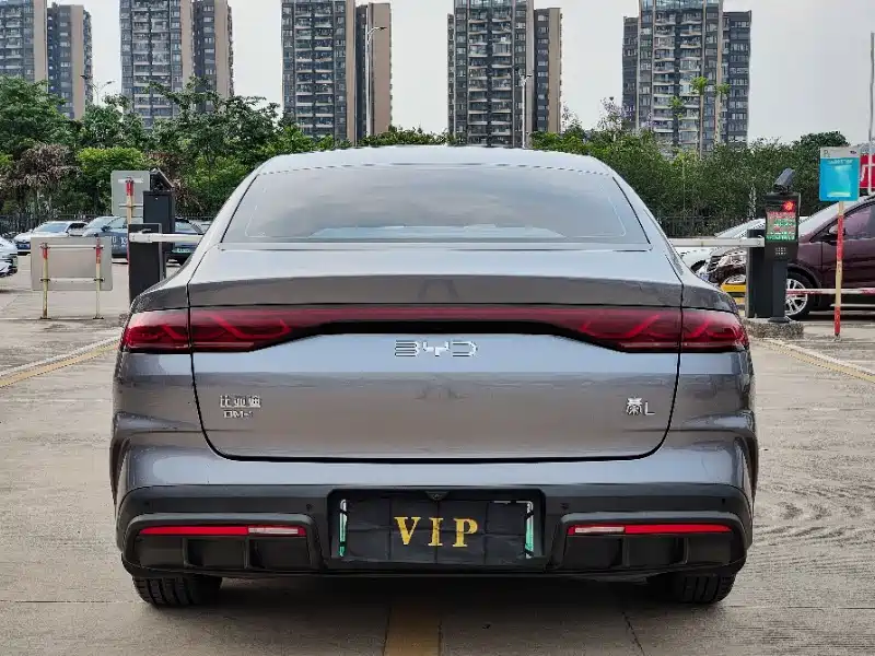 BYD Qin L 2024 DM-i 120KM Superior Edition фото 11