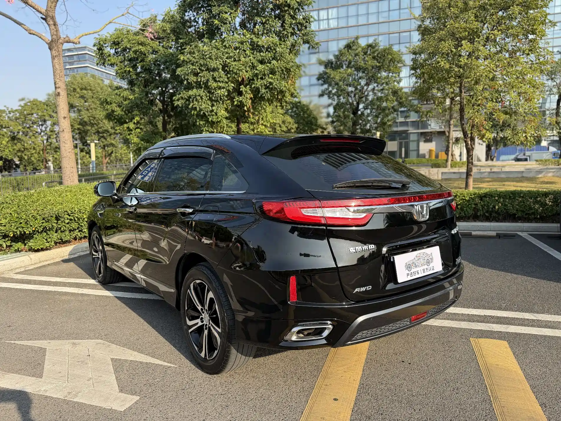 Фото 5 - Honda UR-V