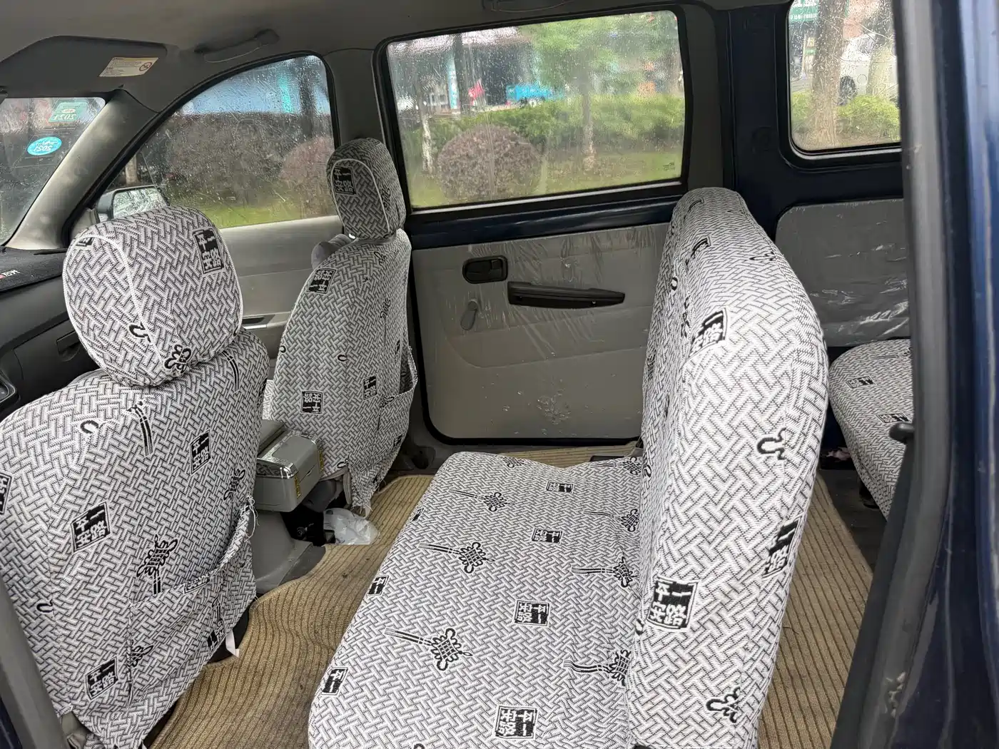 Wuling Motors Wuling Hongguang 2014 2013 1.5L Basic