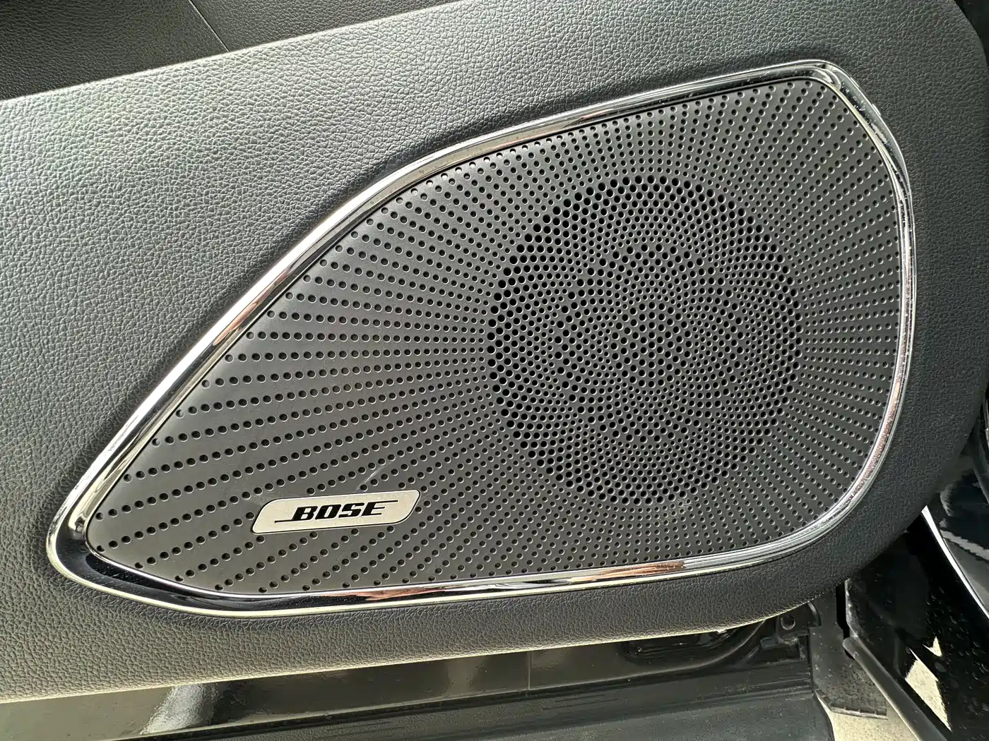 Hongqi HS5 2022 2.0T Smart Connect Flagship AWD Edition фото 18