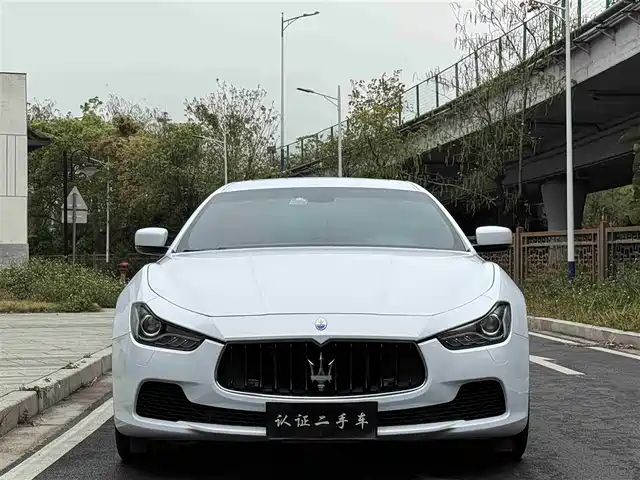 MASERATI GHIBLI
