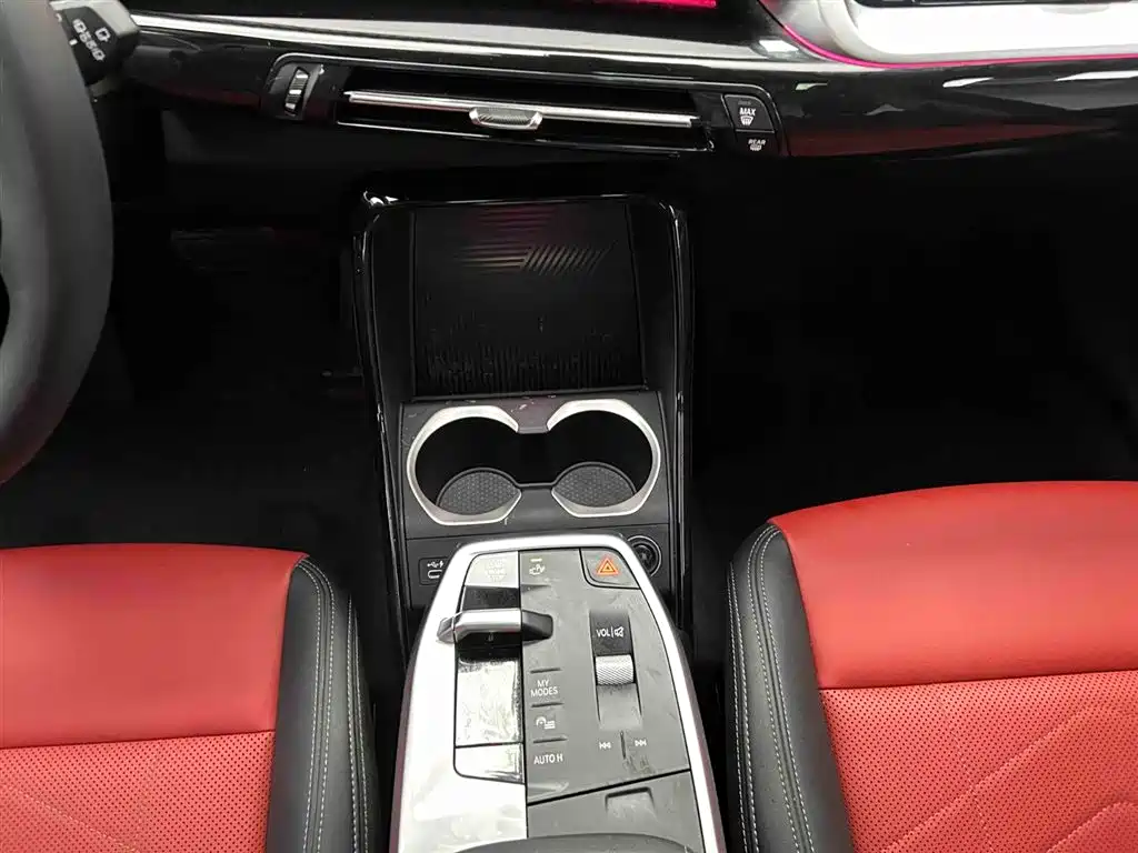 BMW X1 2023 sDrive20Li X Design Package фото 5