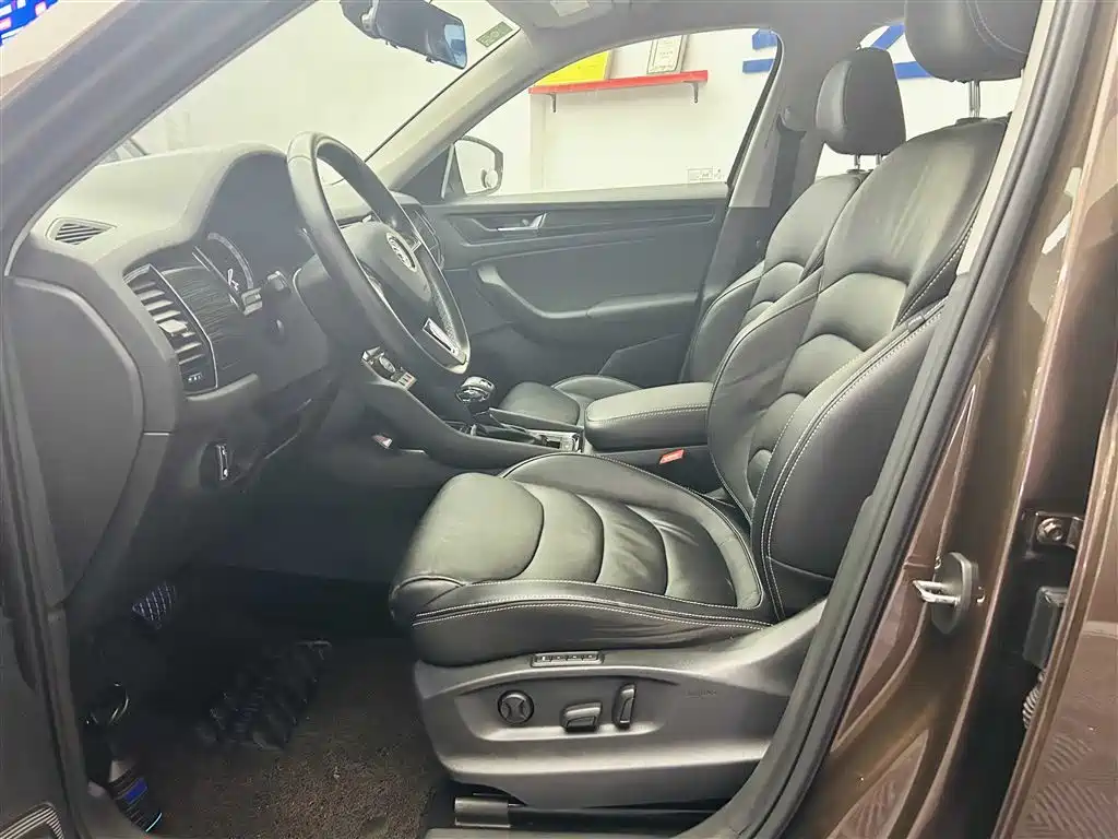 Škoda Kodiaq 2018 TSI330 5-seat FWD Luxury Premium фото 19