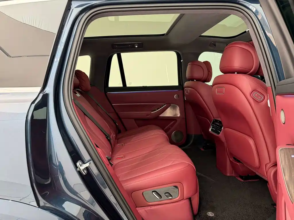 AITO Wenjie AITO M8 2026 2025 Range Extender Max+ Edition 53.4kWh 5-seater