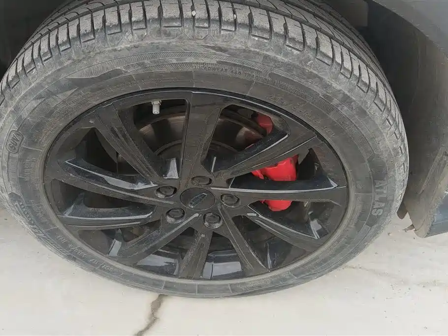 GEELY AUTOMOBILE BINYUE