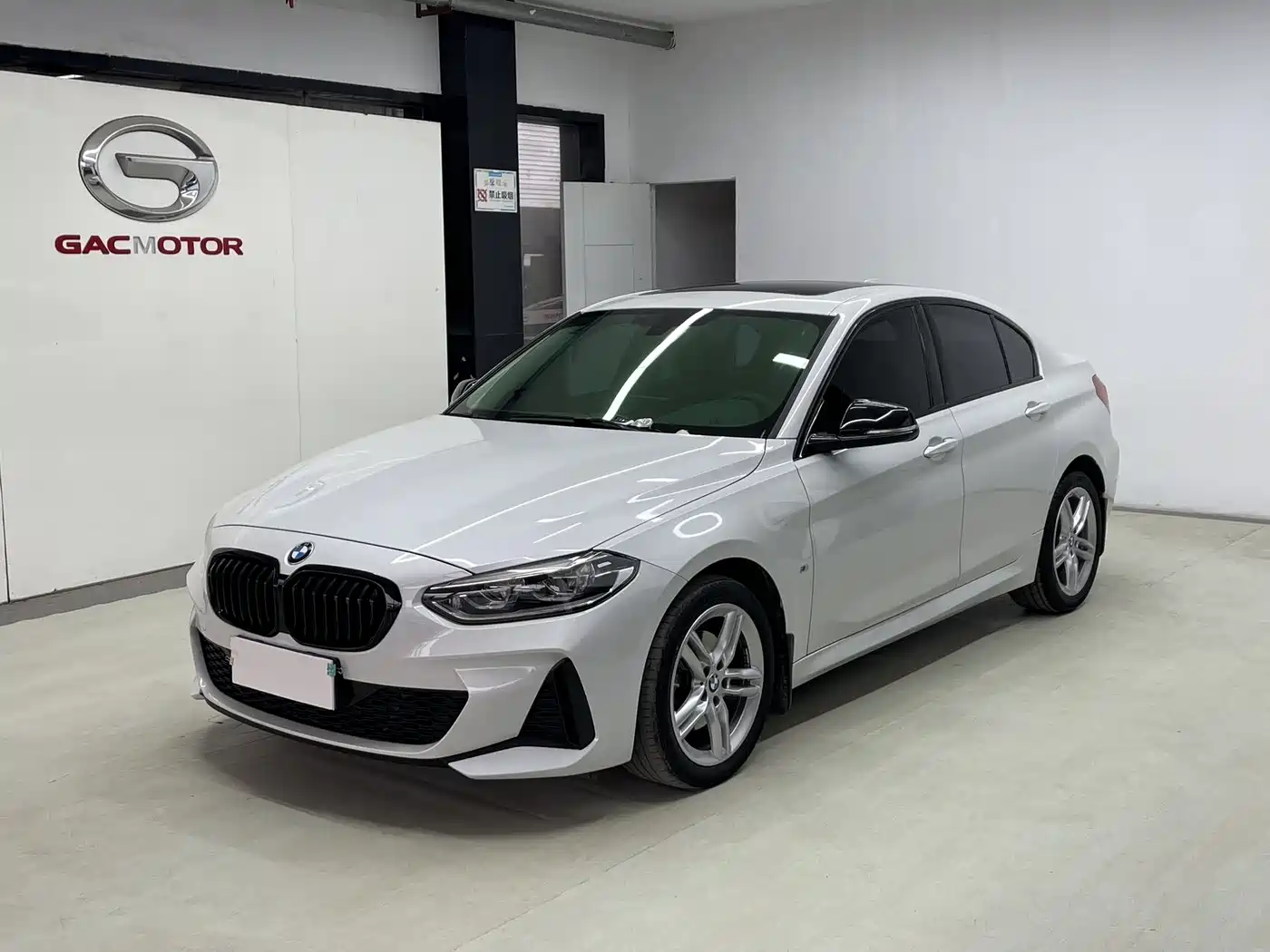 BMW 1 Series 2023 120i M Sport Shadow Edition