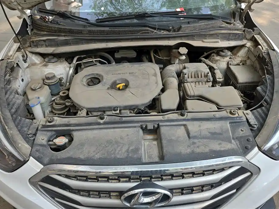 Hyundai Beijing Hyundai ix35 2015 2.0L Automatic 2WD Comfort China IV фото 10