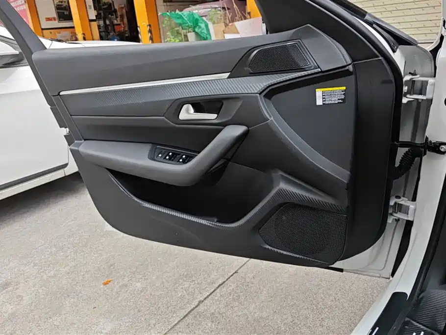 Peugeot 508 2022 508L 360THP PureTech Pioneer Edition фото 7