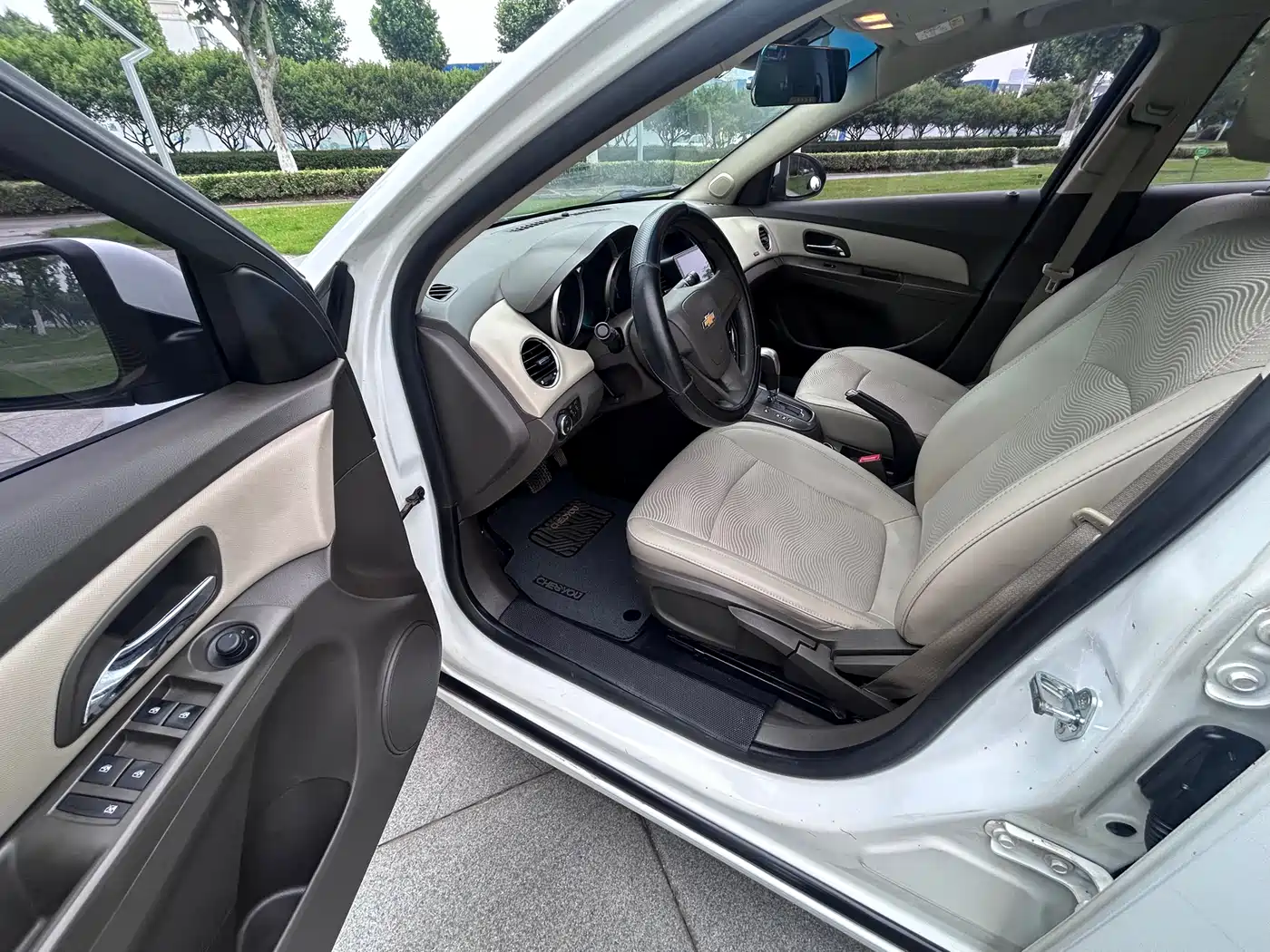 Chevrolet Cruze 2015 1.5L Classic SE AT фото 9