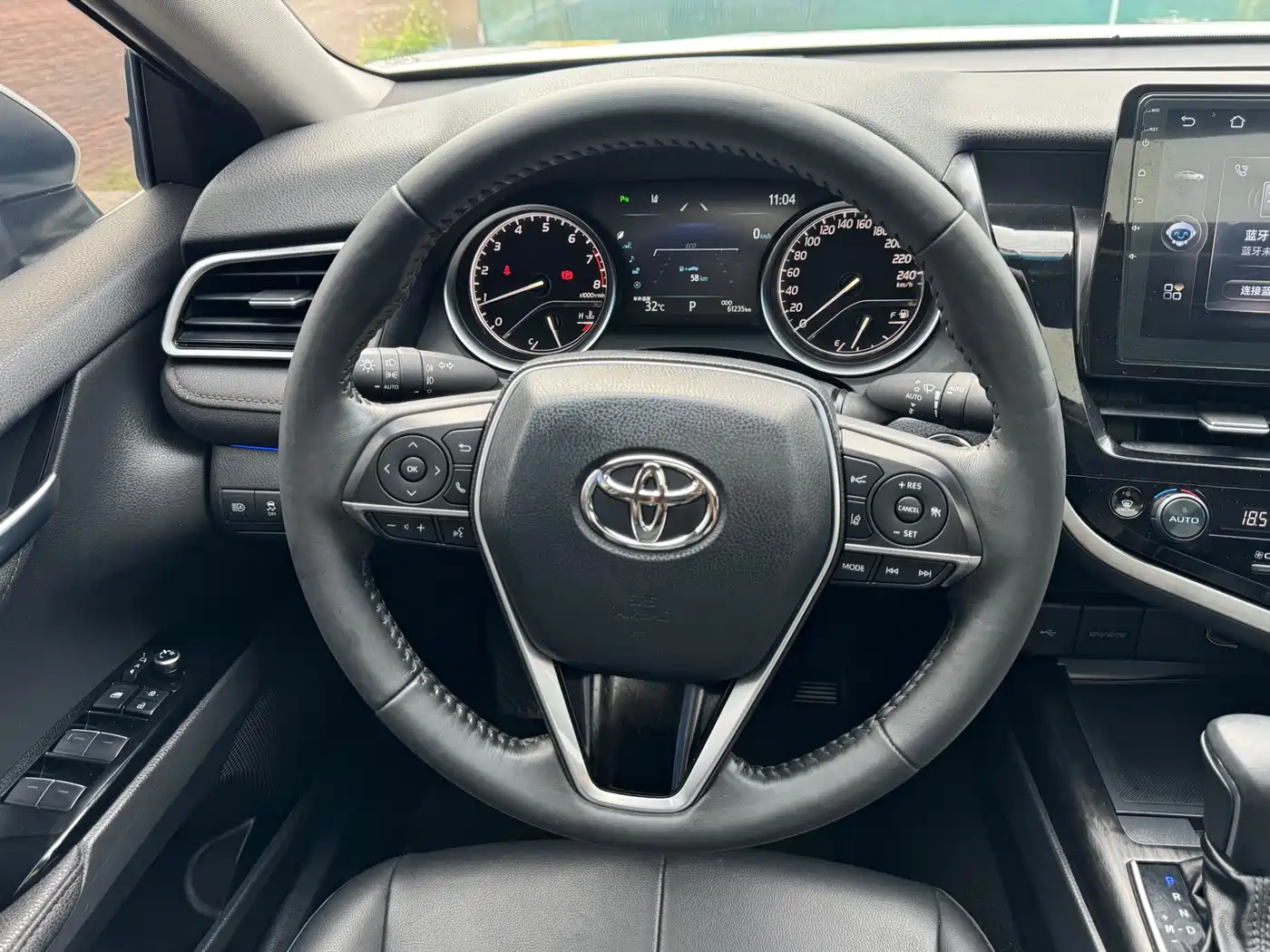 Toyota Camry 2021 2.0G Luxury Edition фото 9
