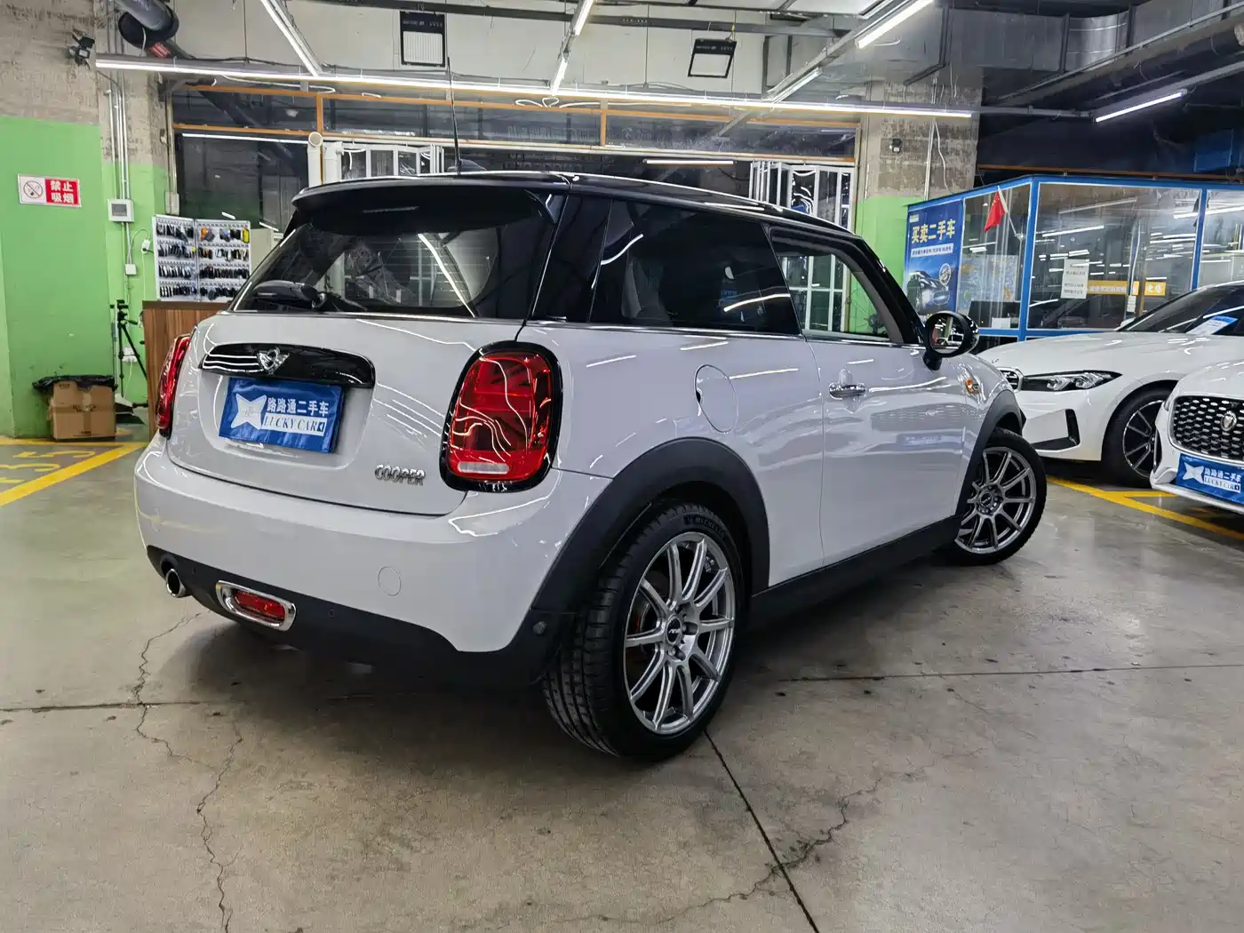 MINI 2016 1.5T COOPER фото 6