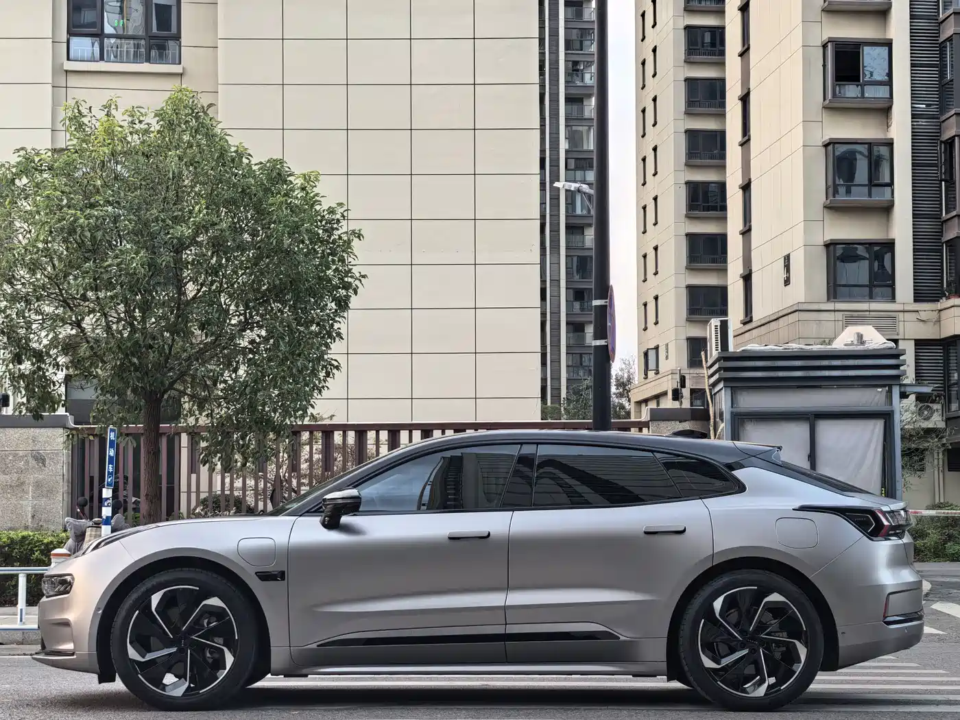 ZEEKR EXTREME KRYPTON 001