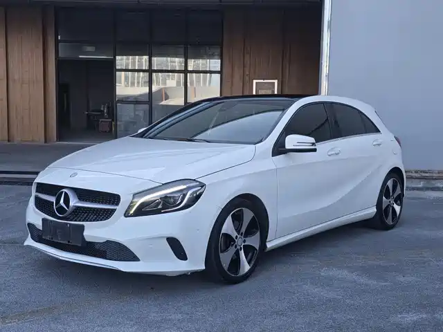 MERCEDES-BENZ A CLASS