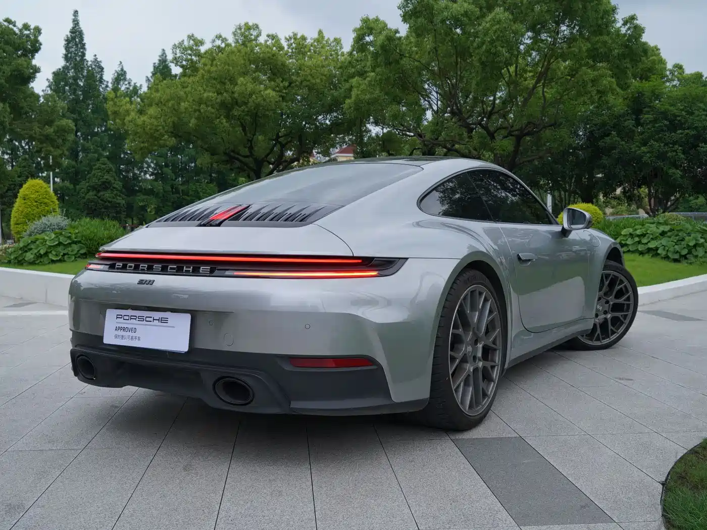 Porsche 911 2025 Carrera 3.0T фото 16