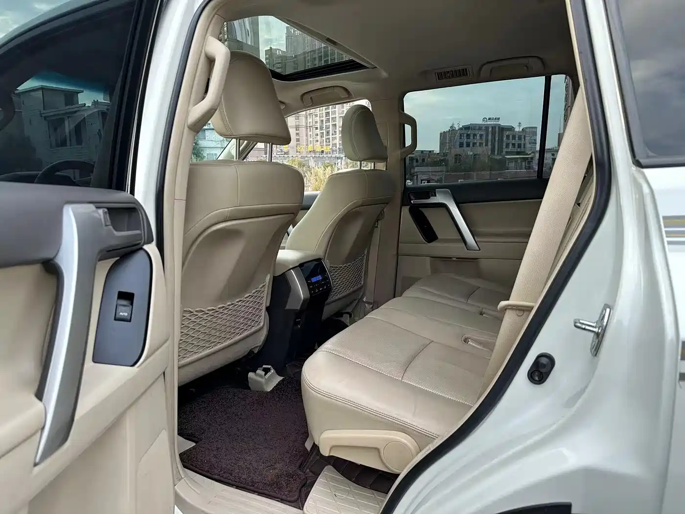 Toyota Prado 2018 3.5L Automatic TX-L Rear-mounted Spare Tire фото 7