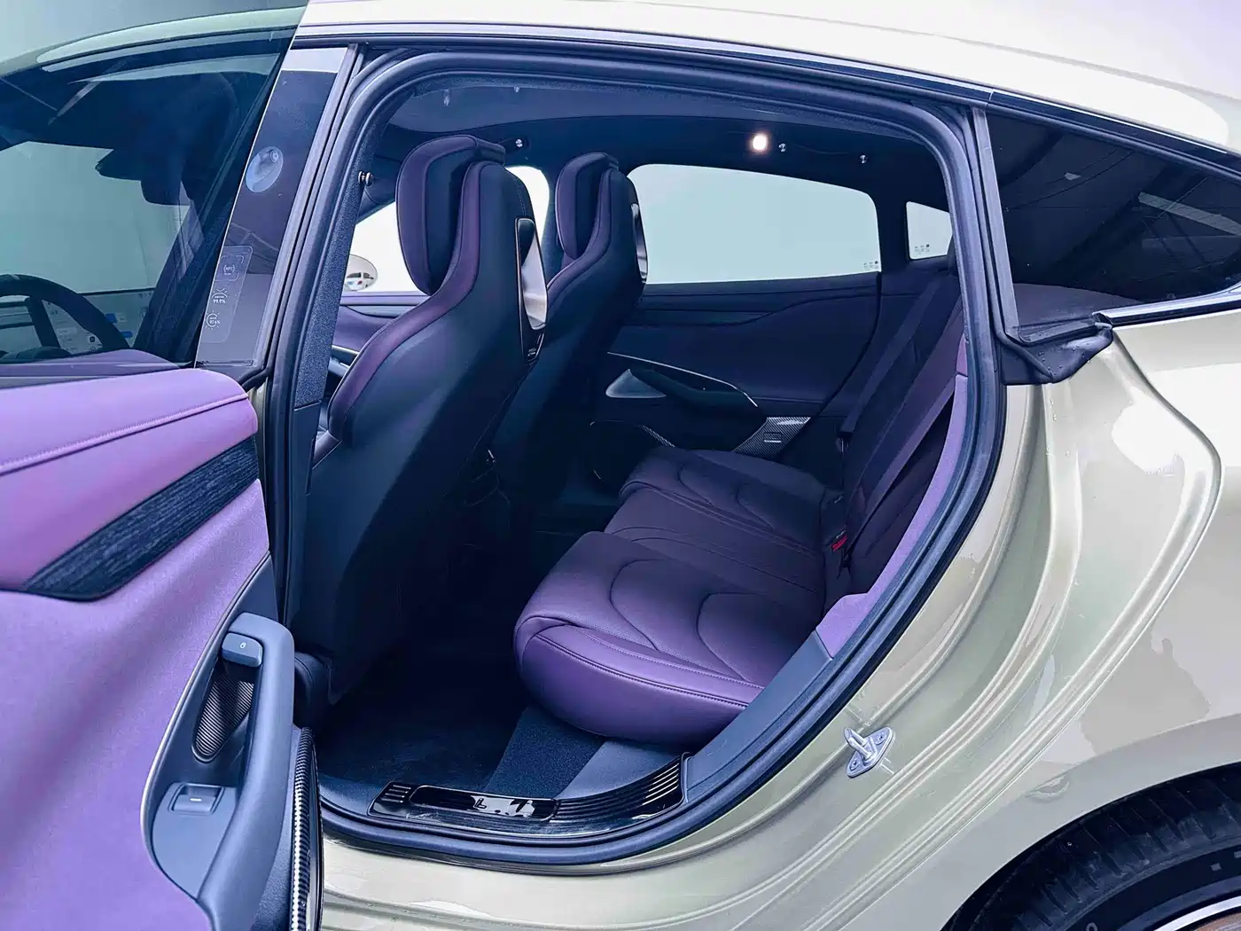 XIAOMI CAR XIAOMI SU7