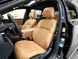 Фото 11 - Lexus LS