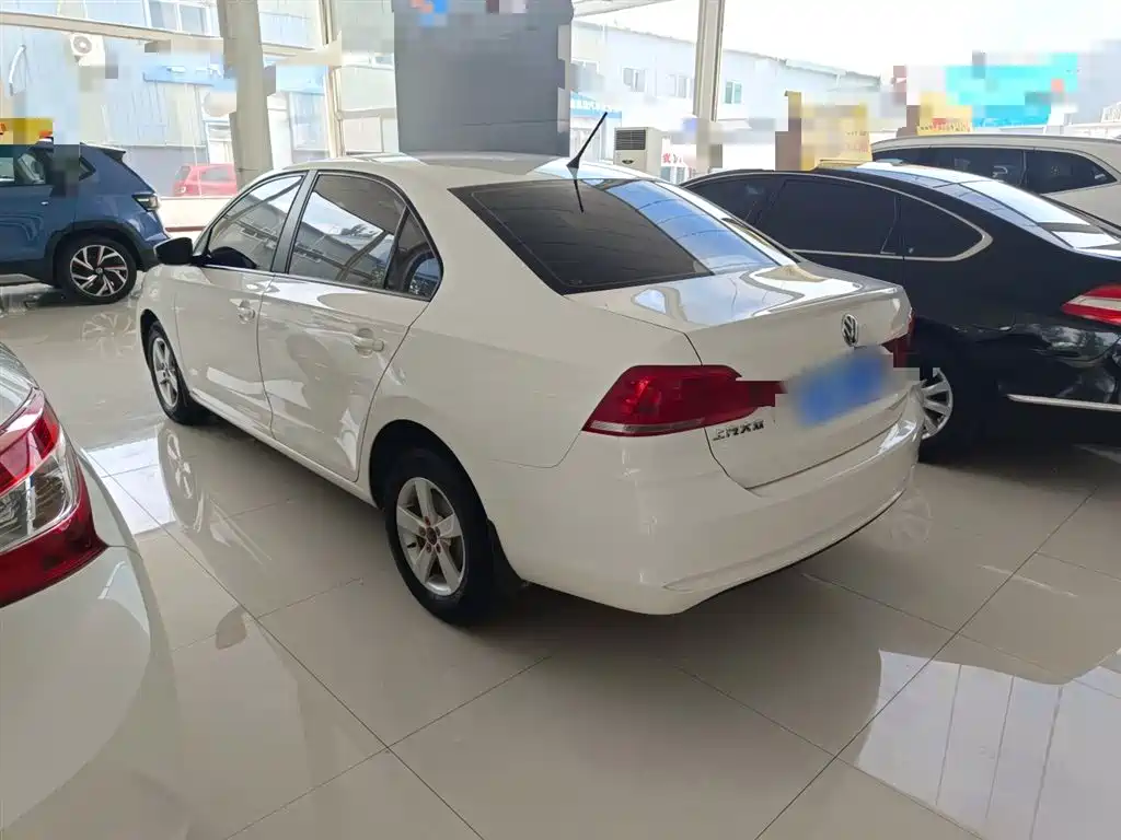 Volkswagen Santana 2016 1.4L Manual Trend Edition фото 7