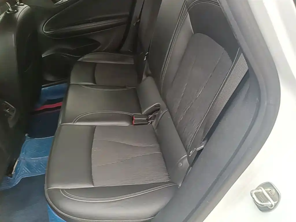 Buick Verano 2019 Sedan 20T Dual Clutch Leading фото 17