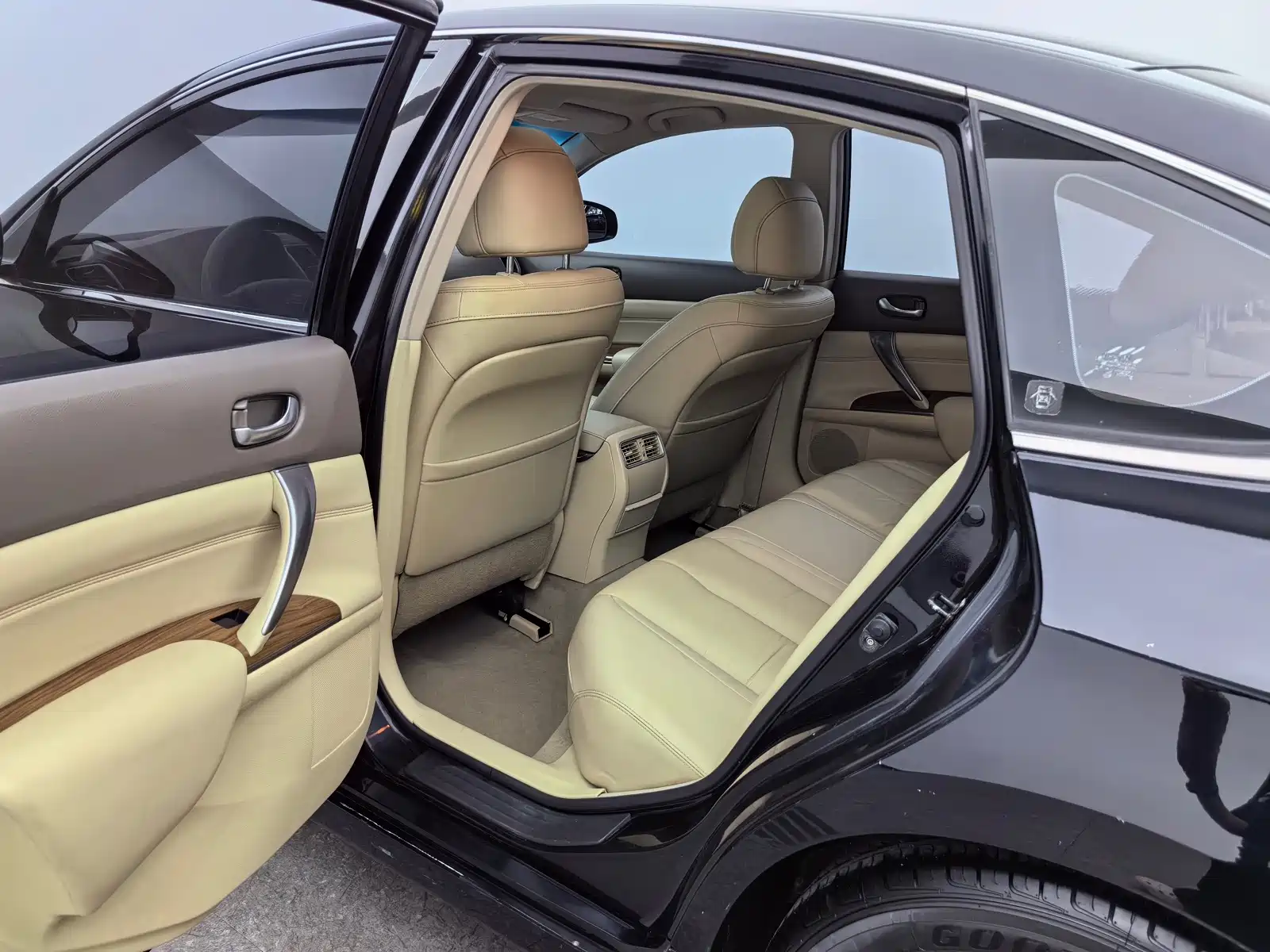 Photo 6 - Nissan Teana
