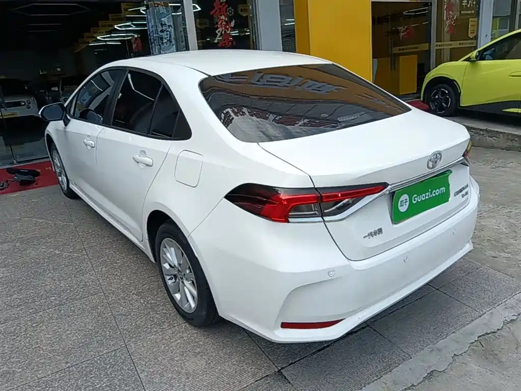 Toyota Corolla 2021 1.2T S-CVT Elite PLUS Edition фото 5