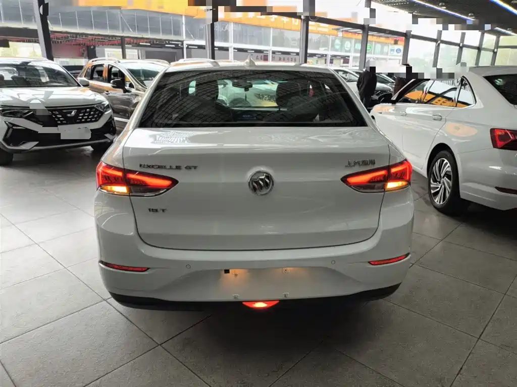Buick Excelle 2019 15T Manual Elite Type China VI фото 6