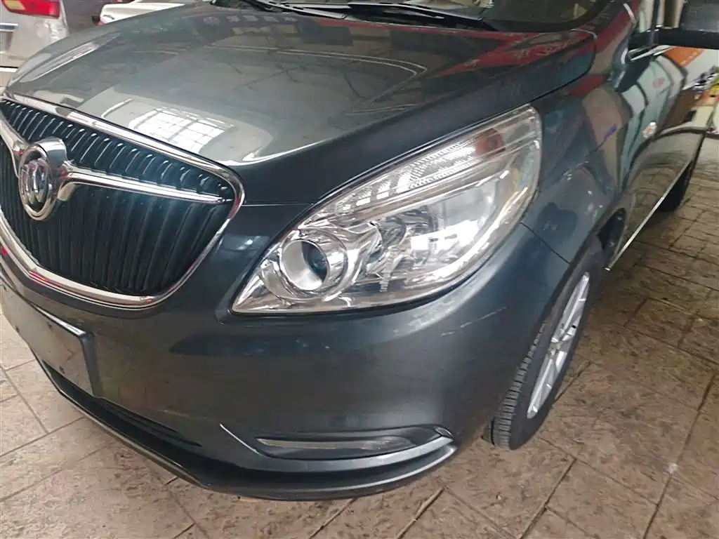 Buick GL8 2018 28T Luxury Model China VI фото 20