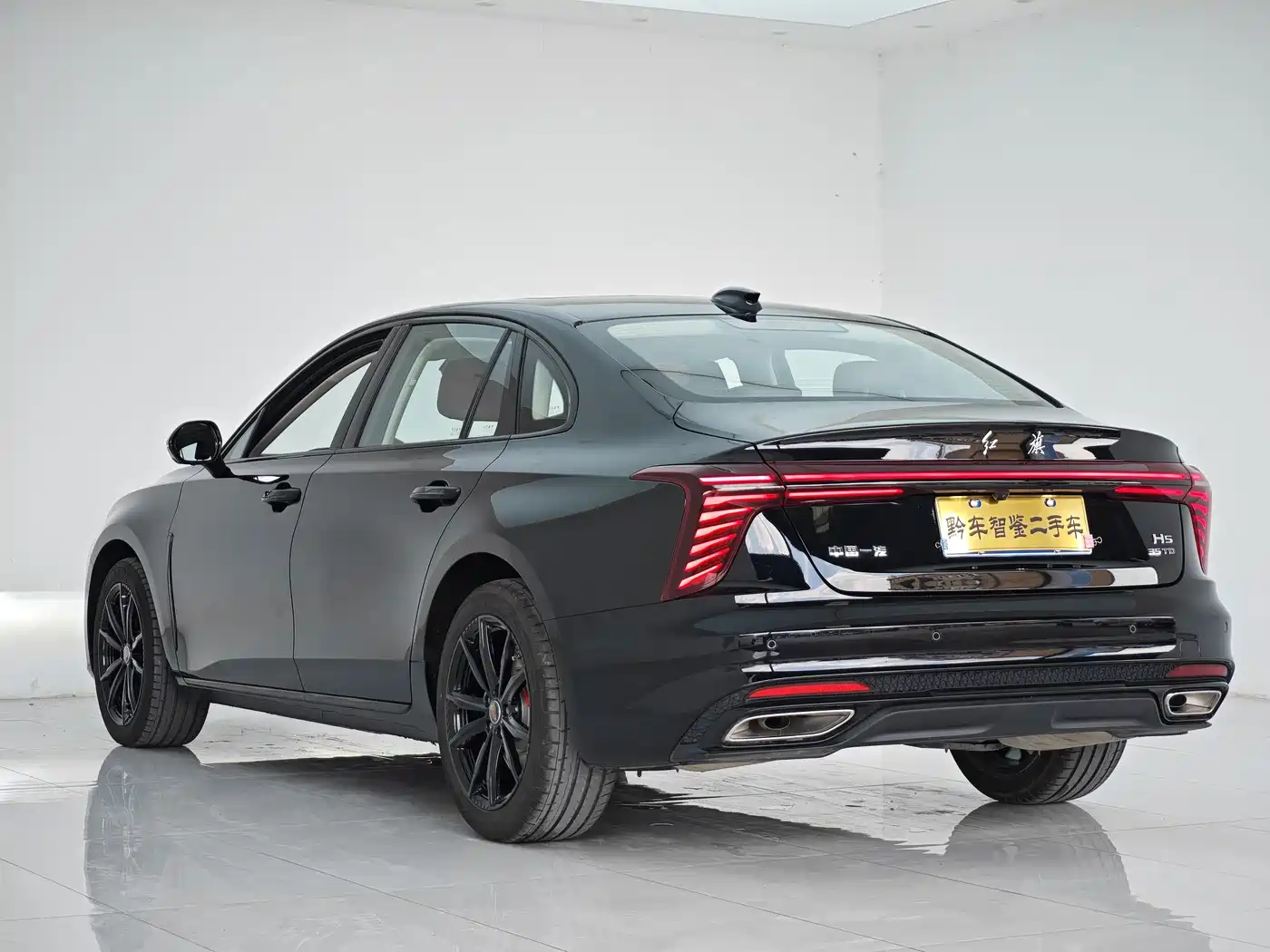 Hongqi H5 2026 2025 1.5T DCT Mystic Shadow