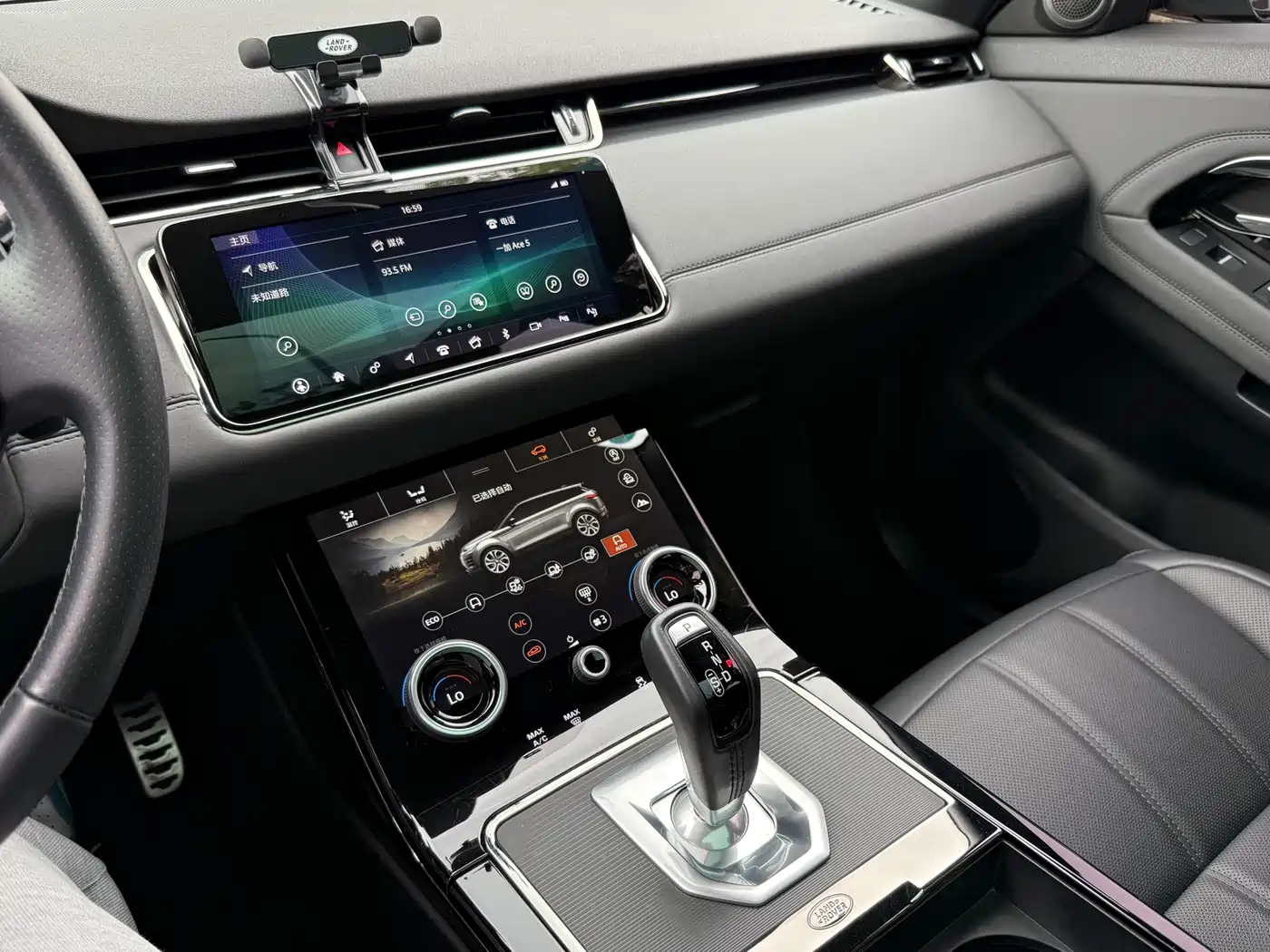 Land Rover Range Rover Evoque 2020 249PS R-DYNAMIC SE Sport Tech Edition фото 10