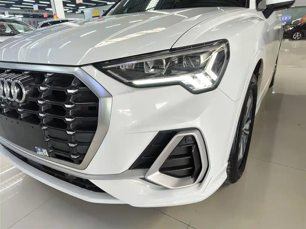 Audi Q3 2021 35 TFSI Progressive Sport фото 24