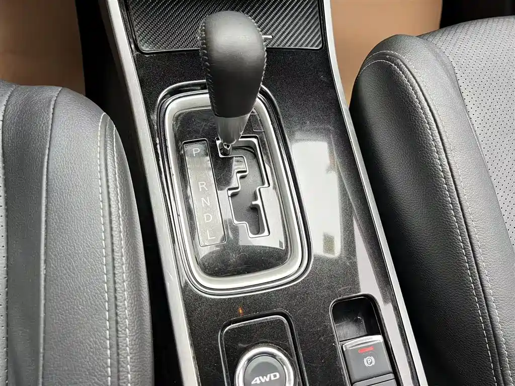 Mitsubishi Outlander 2018 2.4L 4WD Elite Edition 5-seater фото 14
